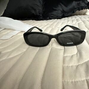 Nwt quay polarized Vibe check sunglasses